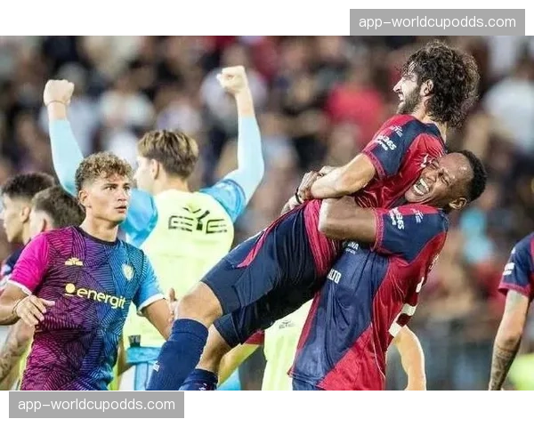 赛后更衣室纪实:卡利亚里主帅如何向球员们总结防守表现 赛后更衣室纪实:卡利亚里主帅如何向球员们总结防守表现